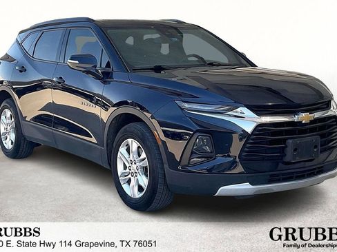 Used 2021 Chevrolet Blazer LT image 1