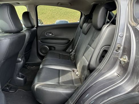 Used 2018 Honda HR-V EX-L image 32