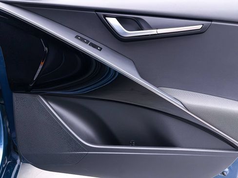 Certified 2024 Kia Niro Wind FWD image 35