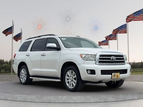 Used 2014 Toyota Sequoia Platinum image 7