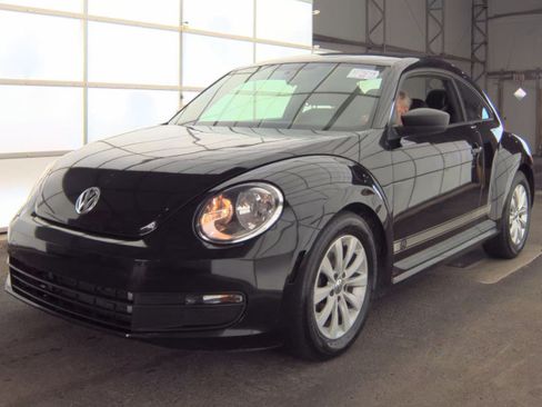 Used 2016 Volkswagen Beetle 1.8T FWD image 1