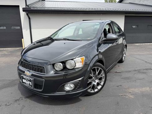 Used 2014 Chevrolet Sonic LTZ w/ Dusk Package FWD image 2