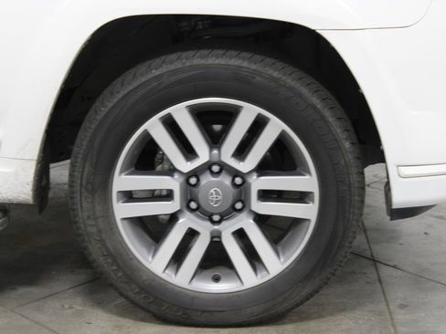 Used 2022 Toyota 4Runner TRD Sport w/ Technology Package AWD/4WD image 13