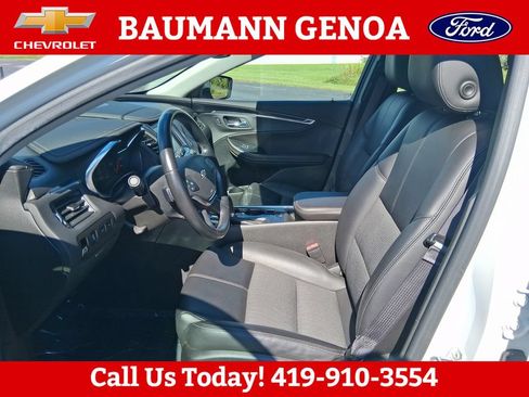 Used 2016 Chevrolet Impala LT w/ Convenience Package FWD image 10