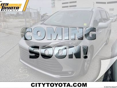 Certified 2025 Toyota Sienna XLE