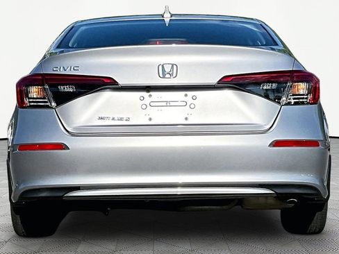 Used 2023 Honda Civic LX image 7