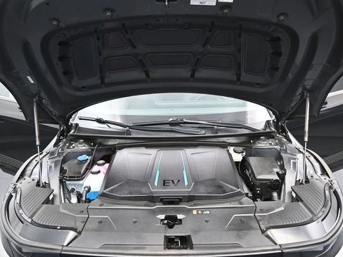 Used 2024 Hyundai Ioniq 5 SEL RWD image 38
