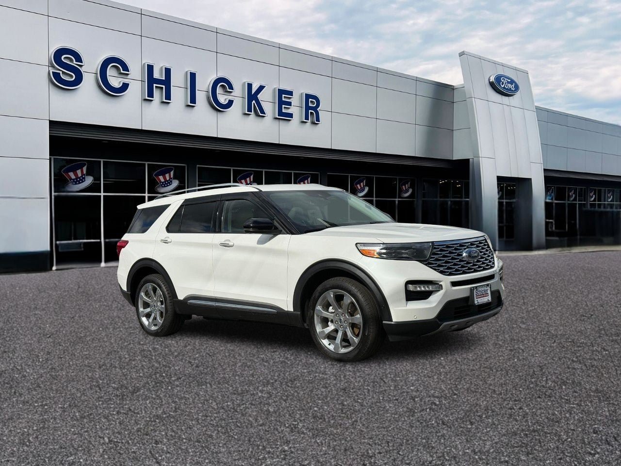 Used 2020 Ford Explorer Platinum w/ Premium Technology Package AWD/4WD image 1