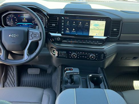 New 2026 Chevrolet Silverado 1500 ZR2 w/ ZR2 Bison Edition AWD/4WD image 17