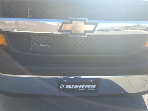 New 2025 Chevrolet Express 3500 w/ Power Convenience Package image 10