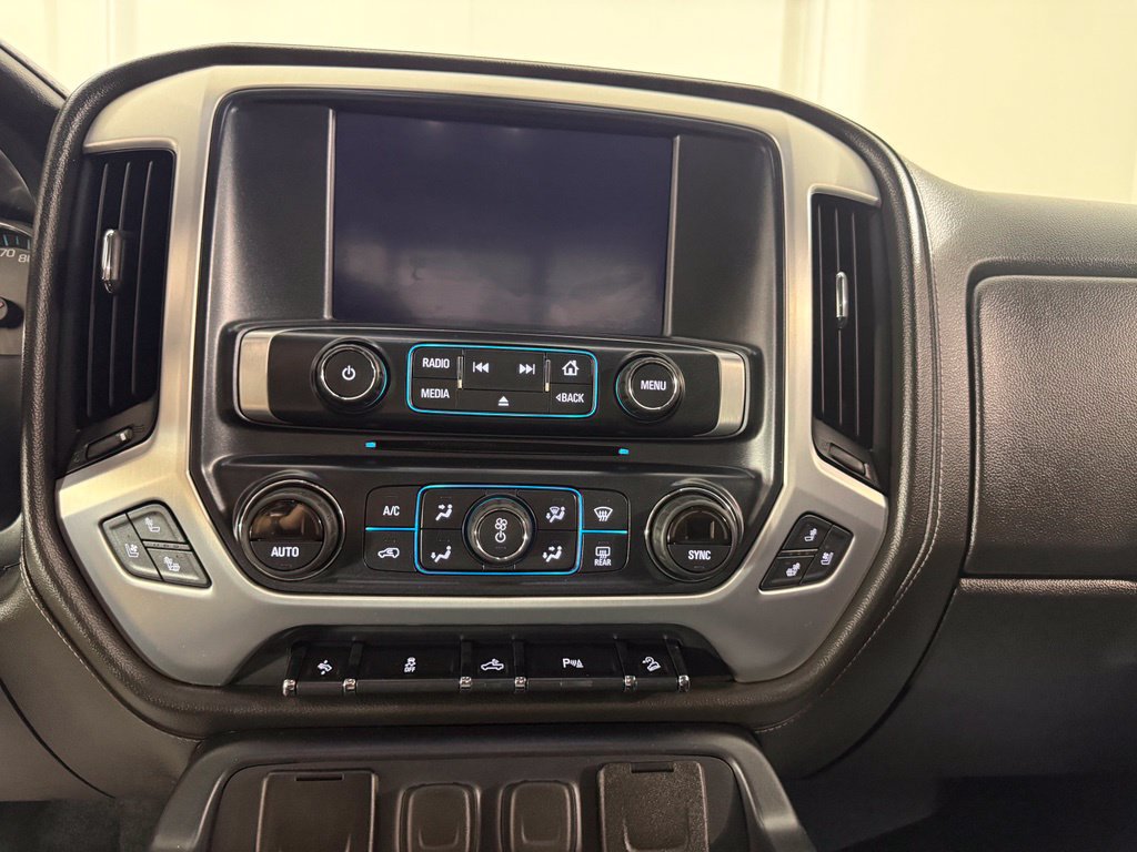 Used 2017 GMC Sierra 1500 SLT w/ SLT Premium Package AWD/4WD image 16