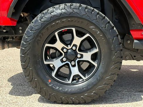 Used 2020 Jeep Wrangler Unlimited Rubicon AWD/4WD image 32