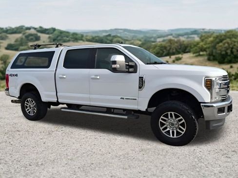 Used 2019 Ford F250 Lariat AWD/4WD image 13