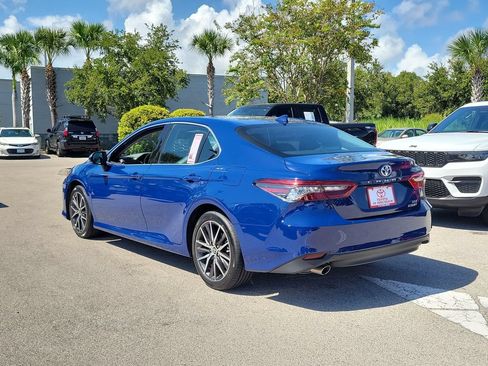 Certified 2023 Toyota Camry XLE FWD image 6