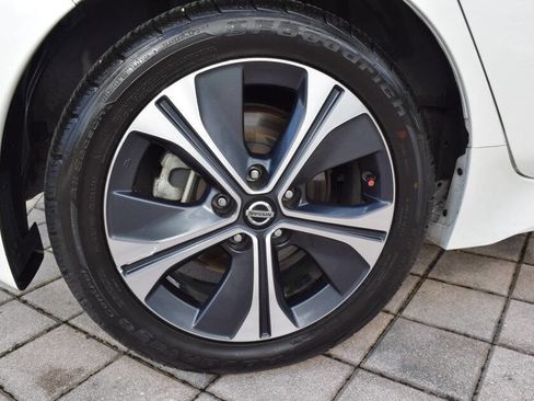 Used 2022 Nissan Leaf SV image 86