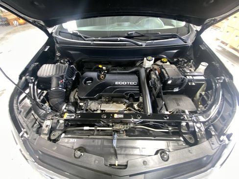 Used 2019 Chevrolet Equinox LT FWD image 38