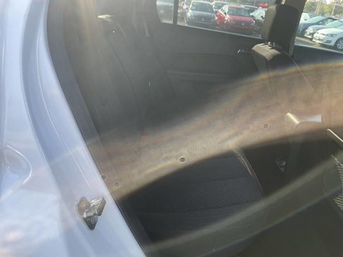 Used 2015 GMC Terrain SLE image 17