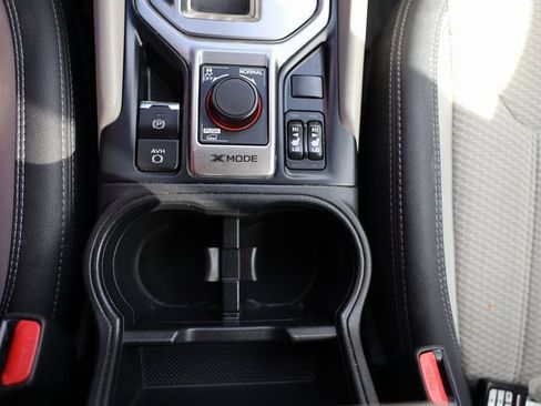 Used 2019 Subaru Forester Premium w/ All-Weather Package image 31