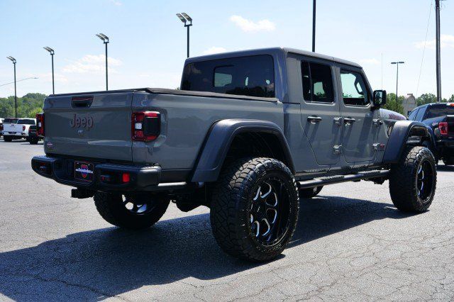 Used 2021 Jeep Gladiator Rubicon AWD/4WD image 12