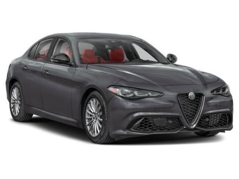 Used 2024 Alfa Romeo Giulia Veloce image 6