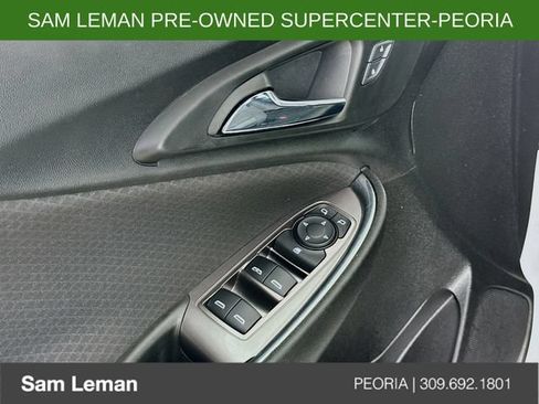 Used 2019 Chevrolet Malibu LT FWD image 17