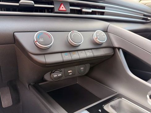 New 2026 Hyundai Elantra SE w/ Cargo Package image 17
