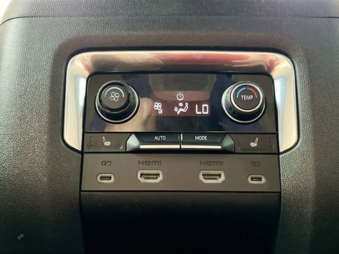 Used 2022 Chevrolet Tahoe Premier image 27