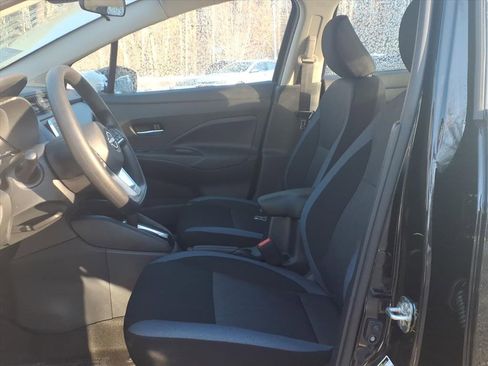 New 2025 Nissan Versa SV w/ Trunk Package image 9