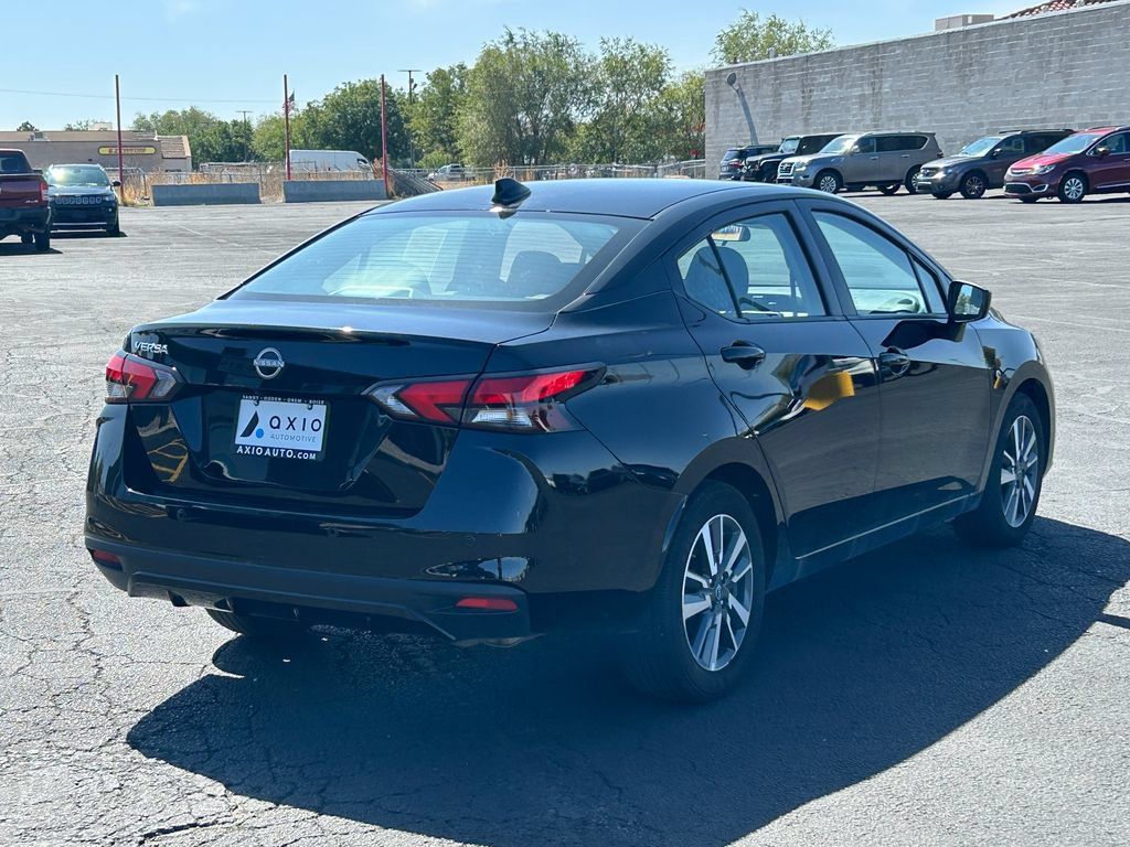 Used 2025 Nissan Versa SV FWD image 3