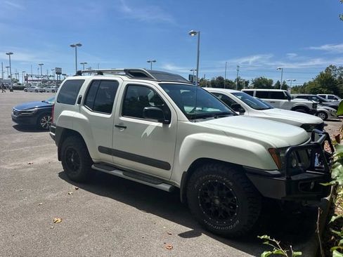 Used 2013 Nissan Xterra S w/ Value Package AWD/4WD image 2