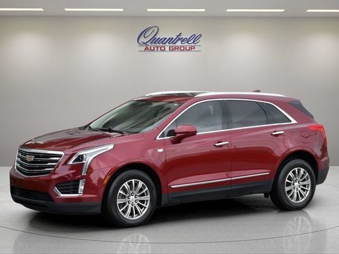 Used 2017 Cadillac XT5 Luxury w/ Driver Awareness Package AWD/4WD image 8