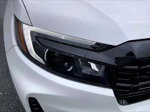 Certified 2026 Honda Ridgeline Black Edition image 33