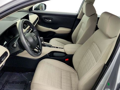 Used 2023 Honda HR-V LX image 18