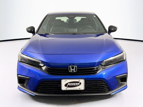 Used 2023 Honda Civic Sport image 4