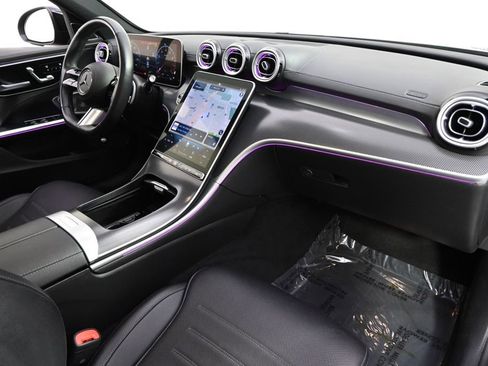 Used 2025 Mercedes-Benz C 300 4MATIC Sedan image 15