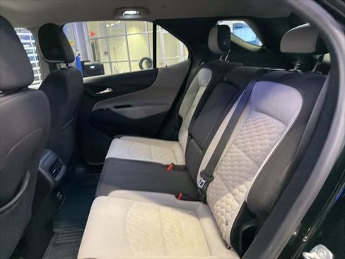 Used 2020 Chevrolet Equinox LS w/ LS Convenience Package image 12