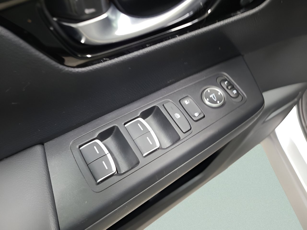 Used 2024 Honda CR-V EX-L image 22