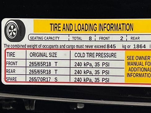 Used 2025 Chevrolet Suburban LT RWD image 79