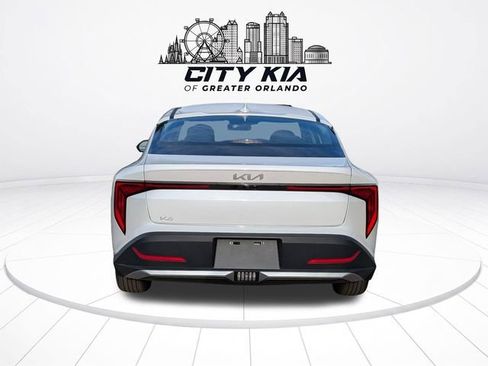 New 2026 Kia K4 FWD image 5