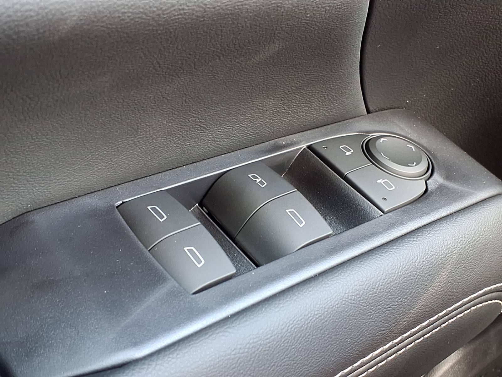 New 2027 GMC Terrain Elevation FWD image 11