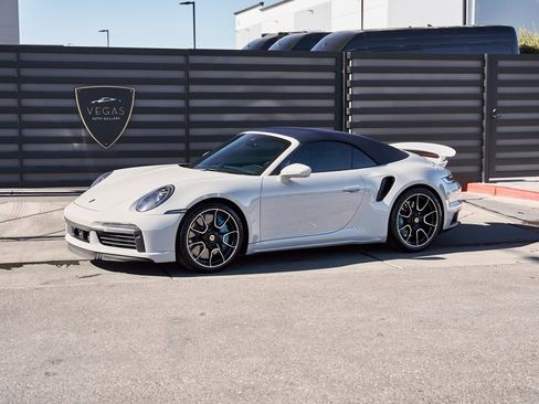 Used 2021 Porsche 911 Turbo S image 5