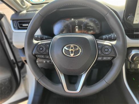 Used 2024 Toyota RAV4 Limited image 22