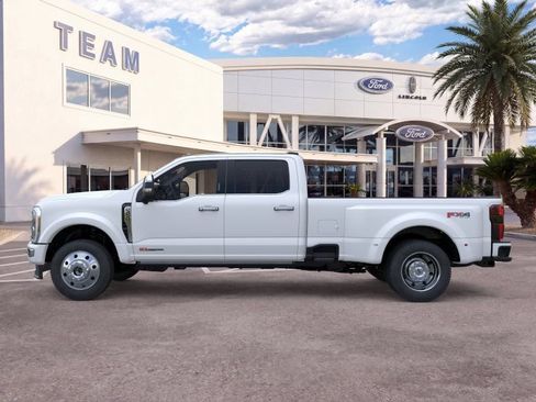 New 2026 Ford F450 Platinum w/ Platinum Plus Package AWD/4WD image 3