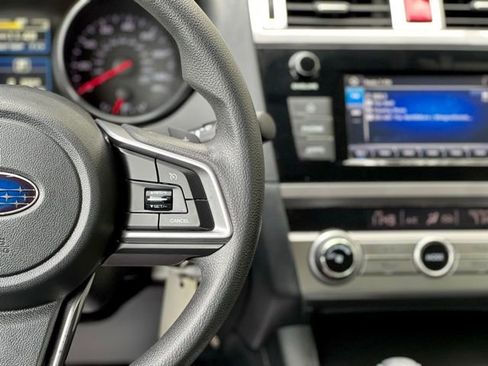 Used 2018 Subaru Outback 2.5i image 39