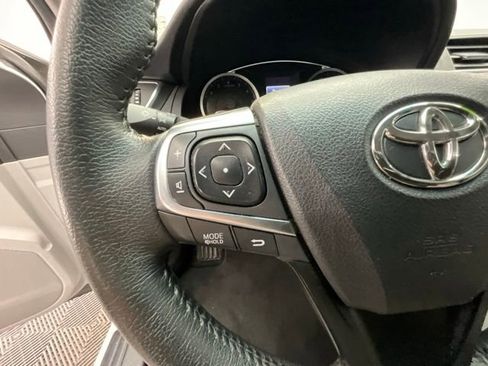 Used 2015 Toyota Camry SE FWD image 14