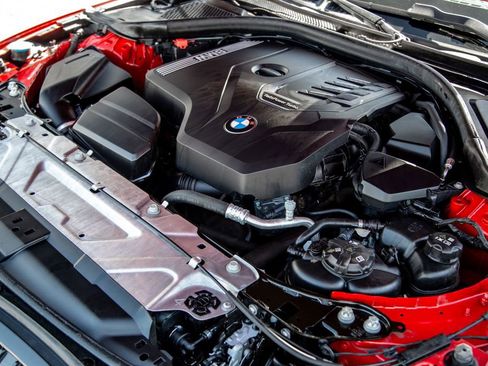 Used 2023 BMW 330i xDrive Sedan w/ M Sport Package AWD/4WD image 27
