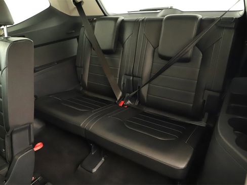 Used 2018 Volkswagen Atlas SEL Premium image 29