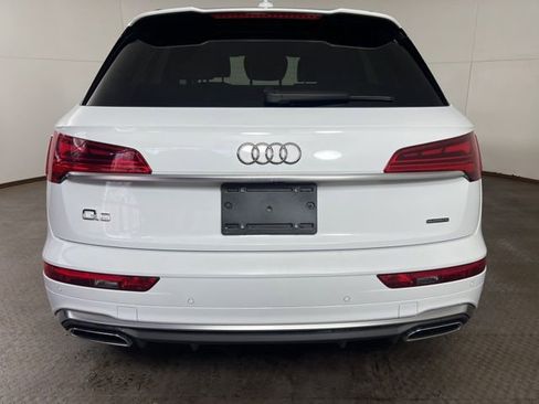 Used 2023 Audi Q5 2.0T Premium w/ Convenience Package image 6