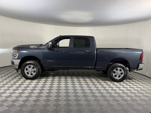 Certified 2025 RAM 2500 Big Horn AWD/4WD image 10