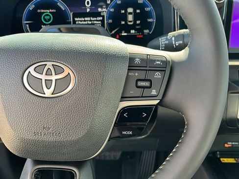 New 2026 Toyota Camry XLE image 10